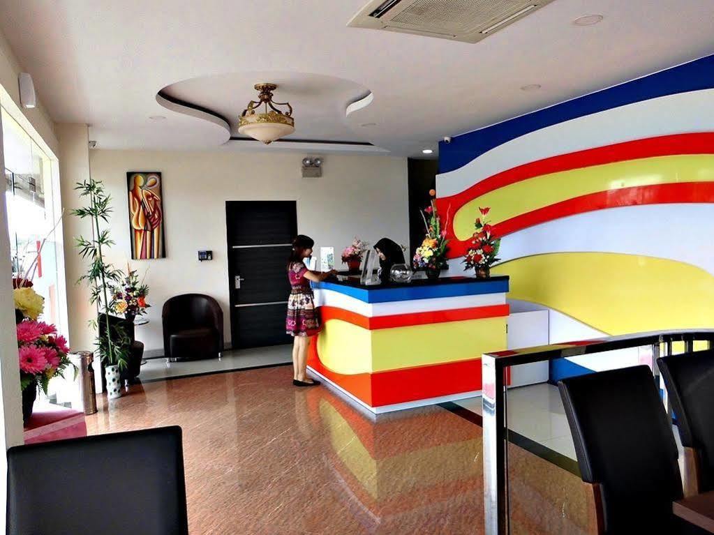 فندق Blitz Batam المظهر الخارجي الصورة